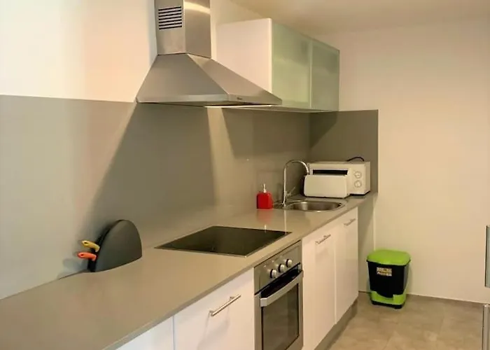 Appartamento En Menorca Con Piscina Y Cerca Playa Sa Caleta