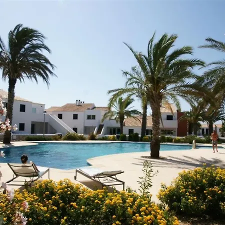 En Menorca Con Piscina Y Cerca Playa *