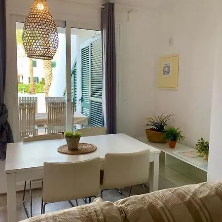 En Menorca Con Piscina Y Cerca Playa